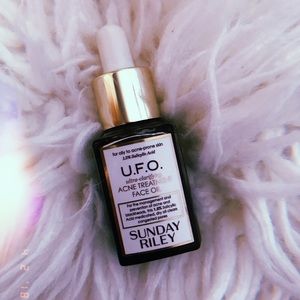 UFO ultra clarifying acne treatment face oil 👽